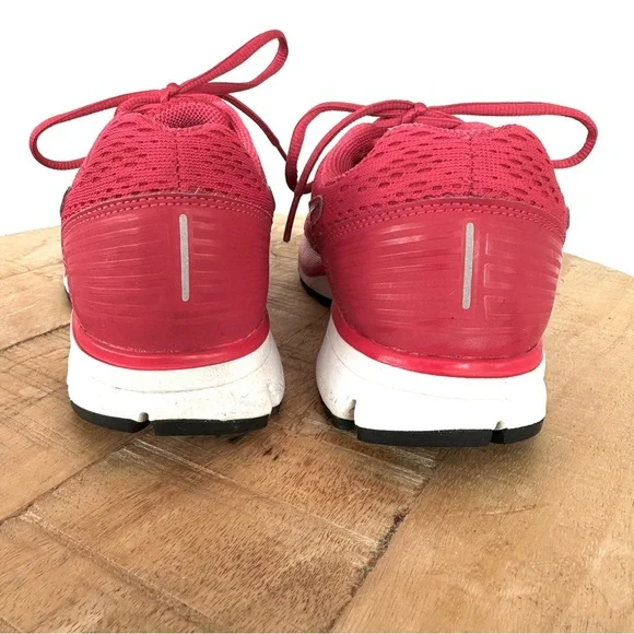 Nike Women's Fuchsia Sneakers with Black and White Accents - Picture 4 of 11